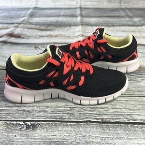 Women’s Nike Free Run 2 Black/Lime Ice-Magic Ember Noir/Glace Citr Vert Size 7.5